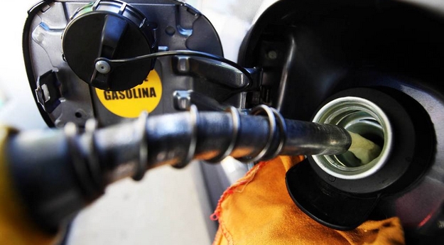 Gasolina vai ter redução no preço a partir desta quarta (03)