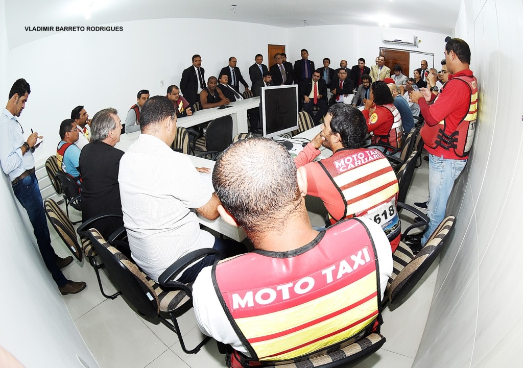 Câmara de Vereadores recebeu Mototaxistas de Caruaru para solucionar problemas