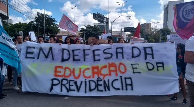 Confira quem aderiu a Greve Nacional da Educação em Pernambuco