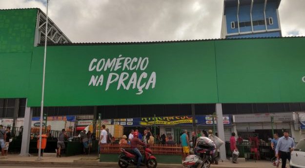 Prefeitura de Caruaru entra em acordo com ambulantes do Comércio na Praça